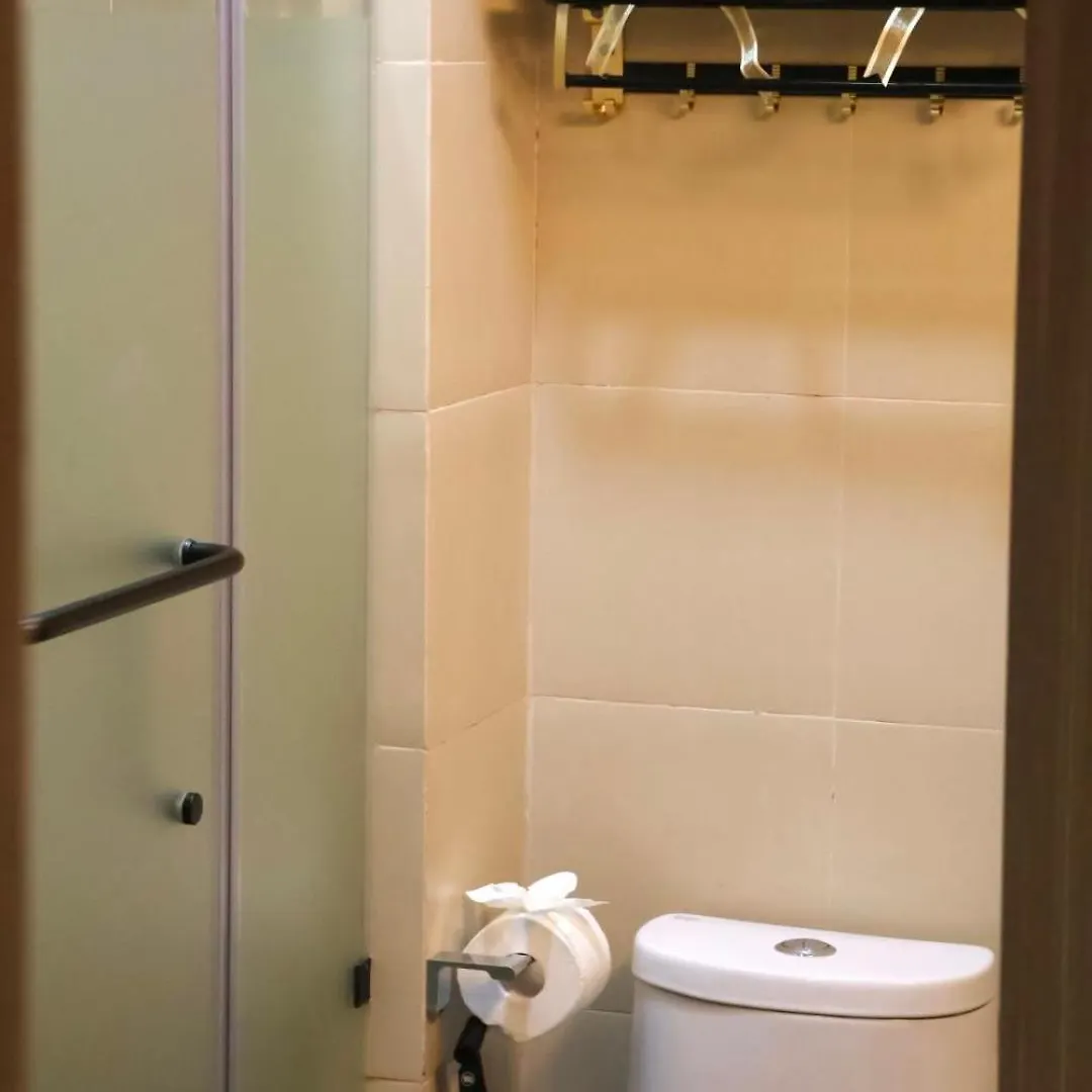 Apartment Premier Family Suites Manila