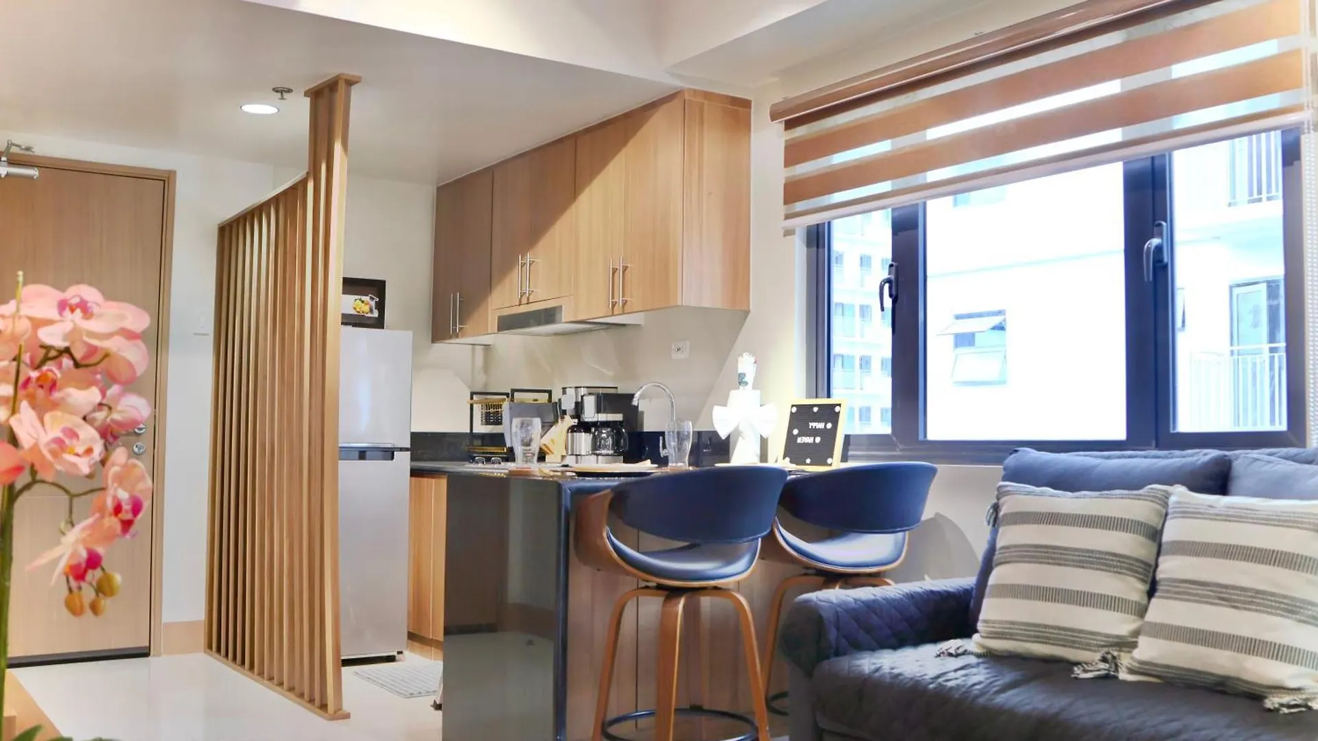 Apartment Premier Family Suites Manila