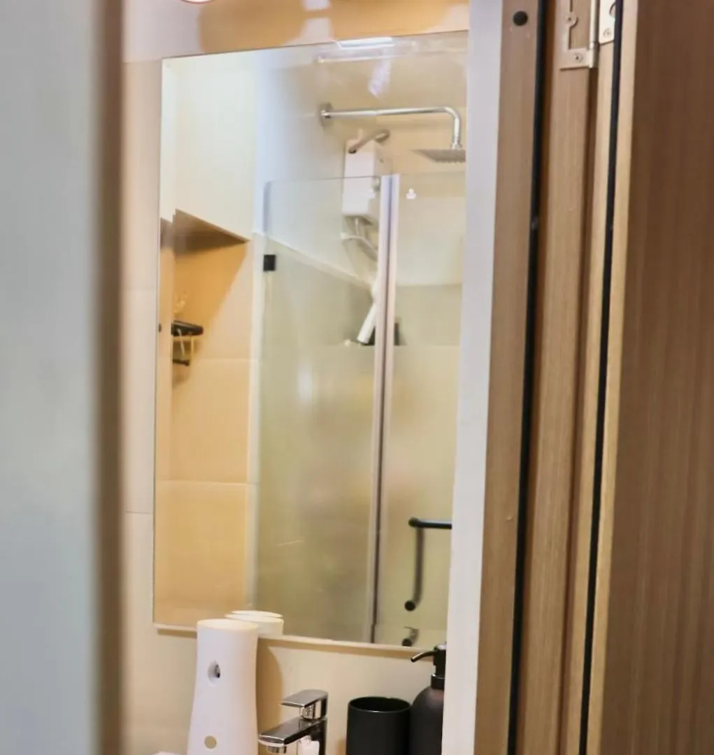 Premier Family Suites Manila